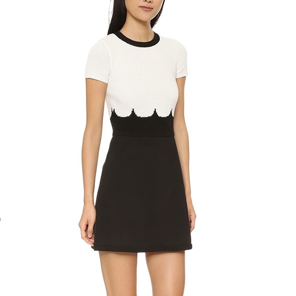 RED VALENTINO Short Sleeve Sweater Dress. NWT - Picture 3 of 12